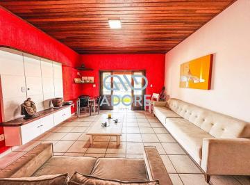 Casa · 870m² · 5 Quartos · 4 Vagas · Casa para alugar no Condomínio Terras de Santa Rosa - Salto/SP
