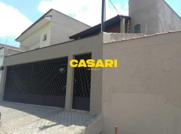 Casa · 300m² · 4 Quartos · 4 Vagas · Sobrado Alto Padrão com 4 Suítes – 300 m² para Venda e Locação em Utinga – Santo André/SP