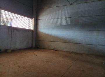 Photo 1 · Galpão para Locação no Centro – Terreno de 800 m² com 400 m² Construídos