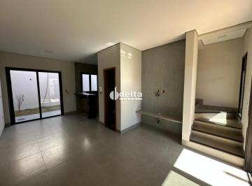 Casa · 82m² · 2 Quartos · 2 Vagas · Casa residencial disponível para venda no bairro Grand Ville em Uberlândia-MG.