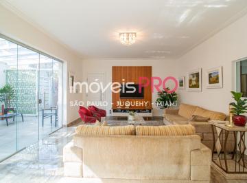 Casa · 168m² · 3 Quartos · 4 Vagas · Rua Fechada no melhor do Planalto