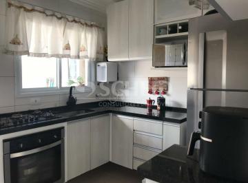 Casa · 91m² · 3 Quartos · 2 Vagas · Sobrado semi novo com 03 quartos, sendo 01 suíte e 02 vagas