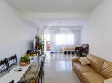 Casa · 180m² · 3 Quartos · 5 Vagas · Sobrado semi novo com 03 suítes e 05 vagas