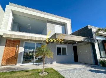 Casa · 171m² · 4 Quartos · 2 Vagas · Sobrado no Sunset  com 172m2 de área construída