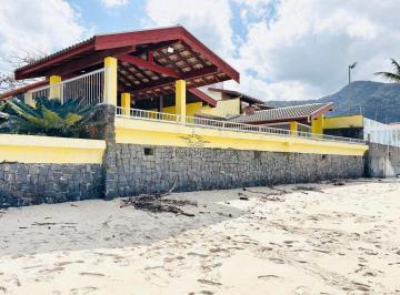 Casa · 247m² · 4 Quartos · 3 Vagas · Casa com 4 quartos, Praia do Sapê, Ubatuba - R$ 2.5 mi, Cod: 2711