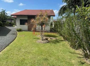 Casa · 130m² · 3 Quartos · 2 Vagas · Casa à venda no bairro Espinheiros - Itajaí/SC