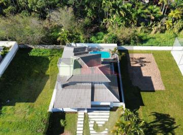 Casa · 200m² · 3 Quartos · 2 Vagas · Casa Alto Padrão no bairro da Vargem Pequena, Florianópolis/SC