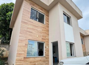 Casa · 93m² · 4 Quartos · 2 Vagas · Casa Duplex em Abrantes