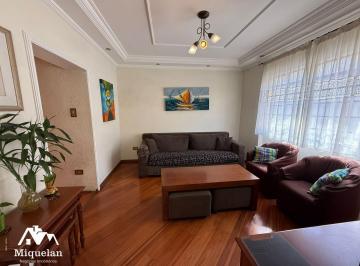 Casa · 204m² · 3 Quartos · 4 Vagas · 🏡 Lindo Sobrado na Água Fria