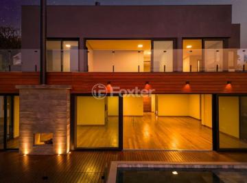 WhatsApp Image 2025-08-14 at 01.37.56 (1).jpeg · Casa, 5 dormitórios, 580 m², em Bavária