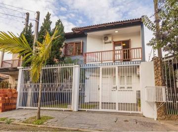 Casa · 115m² · 2 Quartos · 2 Vagas · Sobrado 2 quartos em Cachoeirinha bairro Parque da Matriz, rua Araçatuba.