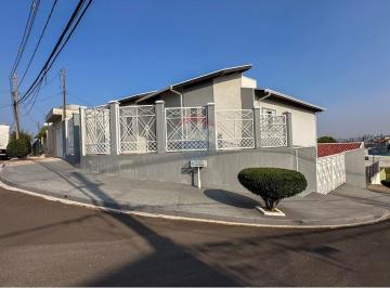 Casa · 220m² · 3 Quartos · 3 Vagas · Casa em Jardim Paraíso, Botucatu/SP de 220m² 3 quartos à venda por R$ 797.000,00