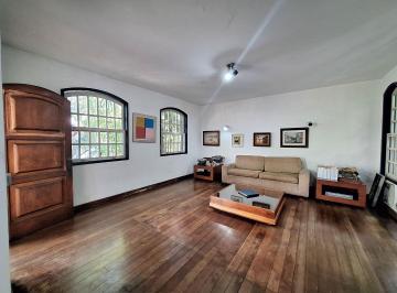 Casa · 242m² · 4 Quartos · 2 Vagas · Casa em São Francisco, Niterói/RJ de 242m² 4 quartos à venda por R$ 900.000,00