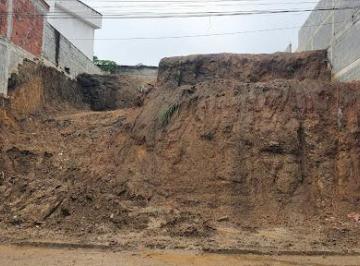Terreno · 360m² · Terreno em Maria Paula, São Gonçalo/RJ de 0m² à venda por R$ 125.000,00