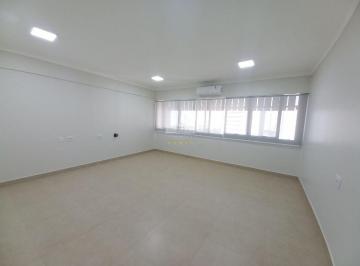 Comercial · 93m² · Sala em Centro, Araçatuba/SP de 93m² para locação R$ 2.600,00/mes
