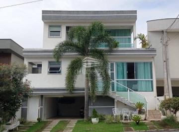 Casa · 300m² · 4 Quartos · 4 Vagas · Linda Casa à Venda no Condomínio Golden Park – Jacareí