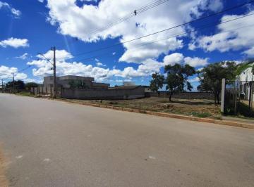 0a3eb2c0-bd65-4799-96c2-d799463ce27c · Excelente localização e lote plano! Aceita permuta em apartamento ou casa de 2 quartos no mangueiral