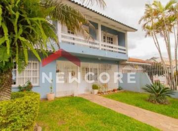 Casa · 351m² · 4 Quartos · 2 Vagas · Casa em Rua Paulo Derly Strehl - Espírito Santo - Porto Alegre/RS