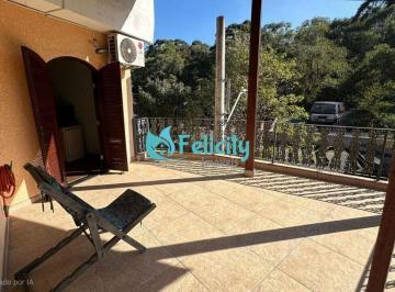 Casa · 244m² · 4 Quartos · 4 Vagas · Sobrado com 3 dorms, 1 suíte, 4 vagas, 244m2 no Jardim Regina