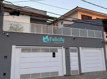 Casa · 211m² · 4 Quartos · 5 Vagas · Casa com 3 suítes, 5 vagas e 211m2 na Vila Primavera