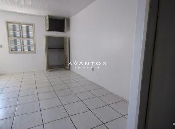 Apartamento · 83m² · 2 Quartos · Apartamento de 2 dormitórios no centro de Santa Maria
