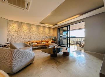 Apartamento · 161m² · 4 Quartos · 3 Vagas · Apto com 4 quartos, sendo 3 suítes a venda na Jatiúca - 2º quadra da praia