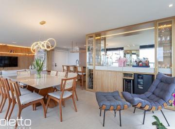 Apartamento · 220m² · 4 Quartos · 2 Vagas · VITRA EM TORRES