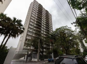 Apartamento · 150m² · 4 Quartos · 2 Vagas · Apartamento de 150 m² com sacada de 4 dormitórios, sendo 1 suíte, e 2 vagas, no Morumbi.