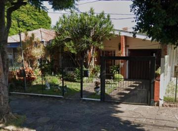 708176_iyaxl3o43156j8g11cR_7081766812761f4dc85.jpg · Casa, 3 quartos 2 vagas, no bairro Vila Ipiranga