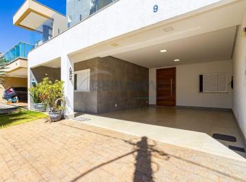 Casa · 329m² · 4 Quartos · 4 Vagas · Casa 4 Quartos 4 Suítes 4 Vagas de Garagem Área Gourmet à Venda no Condomínio Castelo I - Areal (Águ