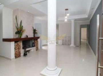 Casa · 220m² · 4 Quartos · 2 Vagas · Sobrado com 4 Quartos para Comprar, 220m² - Vila Scarpelli, Santo André/SP.