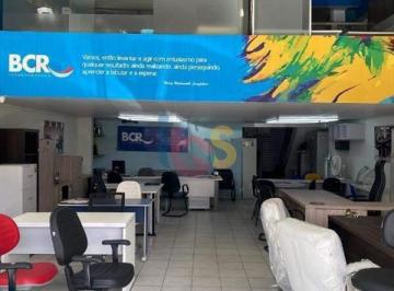 Comercial · 143m² · VENDO PONTO COMERCIAL NO CENTRO