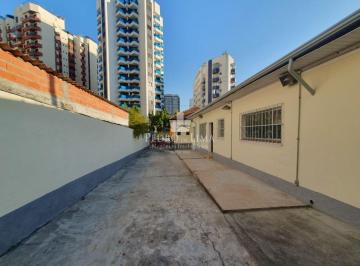 Terreno · 300m² · Terreno de esquina no Tatuapé com 300m², sendo 10x30 Ótima localização !!!