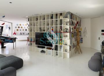Apartamento · 202m² · 2 Quartos · 4 Vagas · Cobertura Duplex à Venda em Indianópolis - São Paulo/SP.