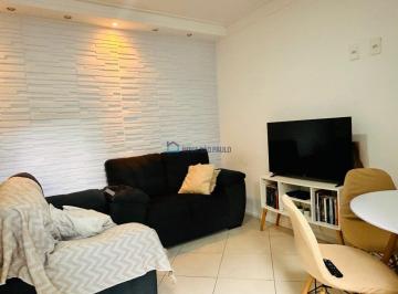 Casa · 242m² · 8 Quartos · 4 Vagas · Casa a venda para renda já locado, com geração de renda mensal