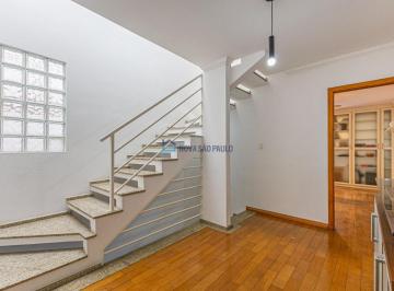 Casa · 270m² · 3 Quartos · 4 Vagas · Casa na Vila Clementino/ 3 quartos (suítes) 4 vagas, 270 m².