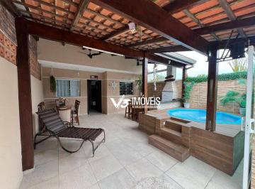 e5083bee7fa17b7bd22dca3fc4dc80e6f432f382 · Casa com 2 dormitórios à venda, 53 m² por R$ 380.000,00 - Betaras - Matinhos/PR