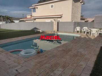 Casa · 150m² · 3 Quartos · 6 Vagas · BELÍSSIMA CHACÁRA MOBILIADA EM IGARATÁ - VAGA -