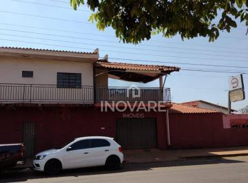 c1057a86ebc39005c7b115e74a39f5a01b841a36 · Casa com 14 dormitórios à venda, 700 m² por R$ 2.500.000,00 - Setor Planalto - Itumbiara/GO