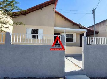 0b9c9c2284885c3982a3e89bb1d64601a2627a68 · Casa grande á venda, lote de 200m², com 3 quartos, boa vizinhança no bairro piedade em Itajubá-MG