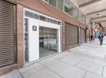 Comercial · 840m² · 10 Quartos · Loja em Centro Histórico