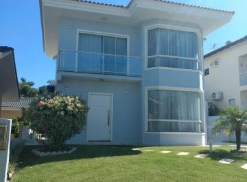 Casa · 170m² · 3 Quartos · 2 Vagas · Linda casa em condomínio fechado