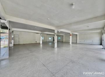 Comercial · 200m² · 10 Vagas · Loja para alugar, 200 m² por R$ 9.150,00/mês - Badenfurt - Blumenau/SC