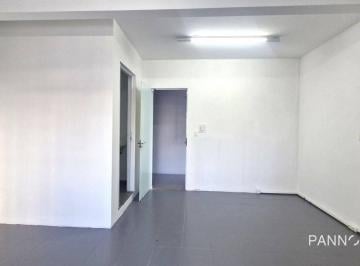 f8289436f7b2e822eca7fc09b370cb097d2ed430 · Sala para alugar, 30 m² por R$ 1.770/mês - Vila Nova - Blumenau/SC