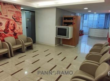 Conjunto comercial 350m² no Centro de Curitiba: 6 salas integradas, mobiliado e equipado - localização premium na Marechal Deodoro para o sucesso do seu negócio! · Conjunto Comercial de 350m² para Alugar no Centro de Curitiba: Mobiliado e Equip