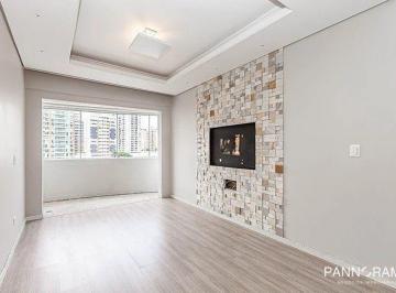 Apartamento · 88m² · 3 Quartos · 1 Vaga · Apartamento com sacada na melhor localização do Agua Verde