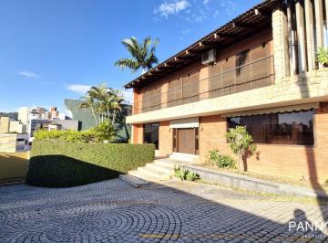 Casa · 920m² · 5 Quartos · 10 Vagas · Casa com 5 dormitórios para alugar, 920 m² por R$ 16.219/mês - Centro - Blumenau