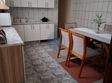 Foto 01 · Casa Térrea no Centro de Indaiatuba-SP: 2 Quartos, 1 Sala, 2 Banheiros, 110m² de Área. Ideal para Re