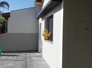 Foto 01 · Casa à venda em Taubaté-SP: 3 quartos, 1 sala, 2 banheiros, 2 vagas de garagem, 250m² no Jardim Sant