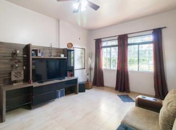 Casa · 175m² · 4 Quartos · 3 Vagas · Casa com 4 dormitórios e 175m² à venda no Bairro Santa Tereza